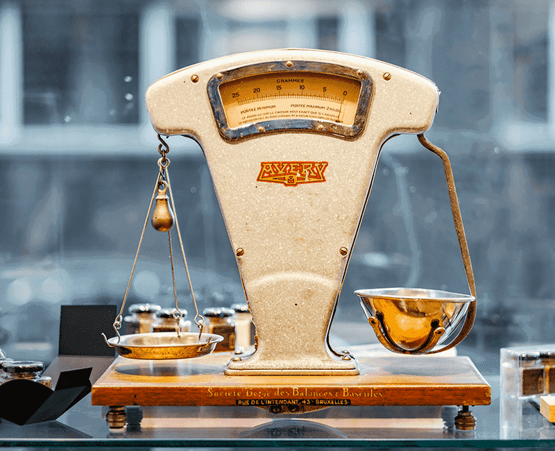 Balance de cuisine mécanique au style ancien
